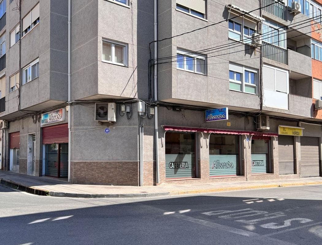 Propiedades en venta y alquiler en España photo 2