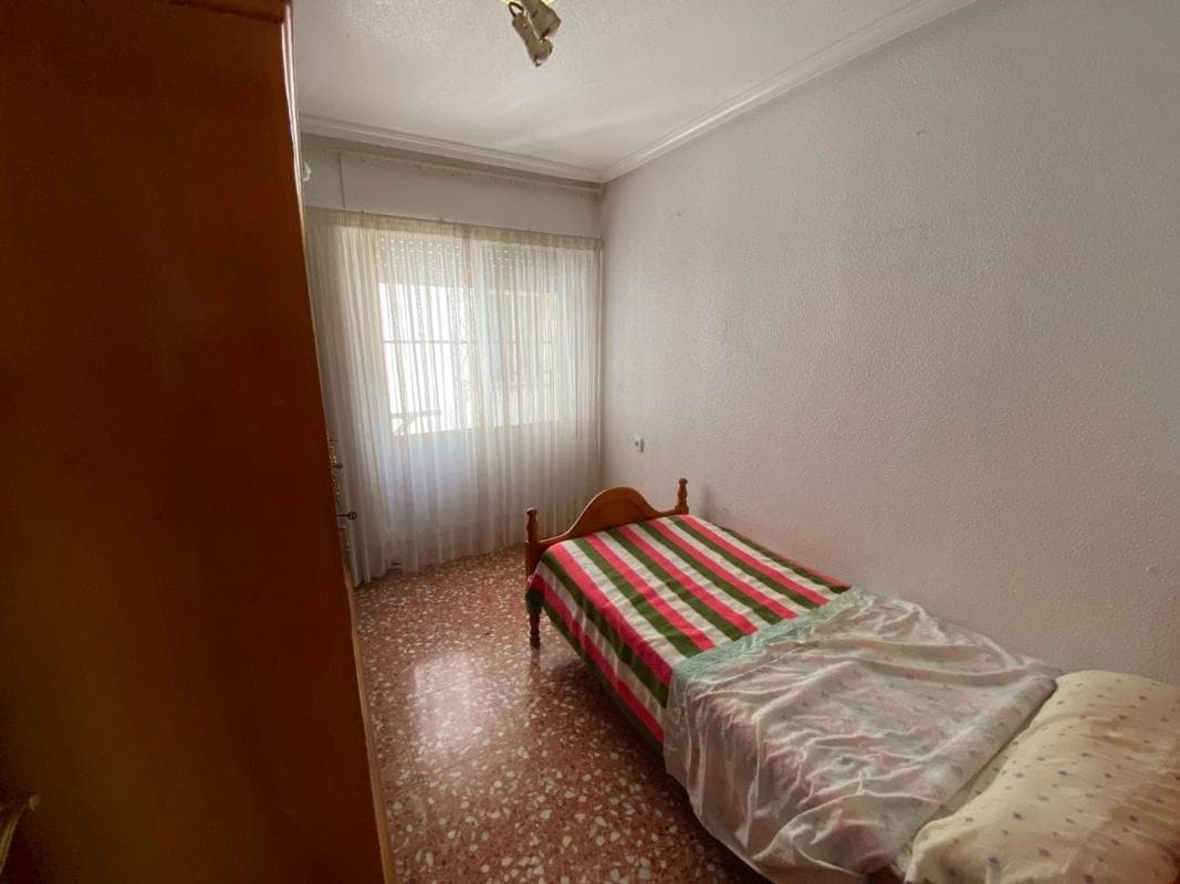 Venta de piso en Piso en Avenida Historia Bernardo Herr, Sax, Sax
photo 5