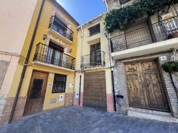 Chalet independiente en venta en Casa o chalet en Plaza d'Espanya, 4, Biar, Biar
thumbnail 1