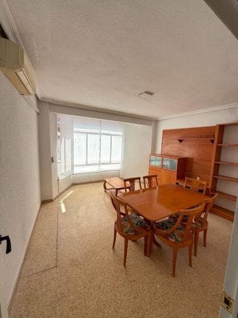 Venta de piso en Piso en El Carril - Paseo de Chapi, Villena, Villena
photo 1