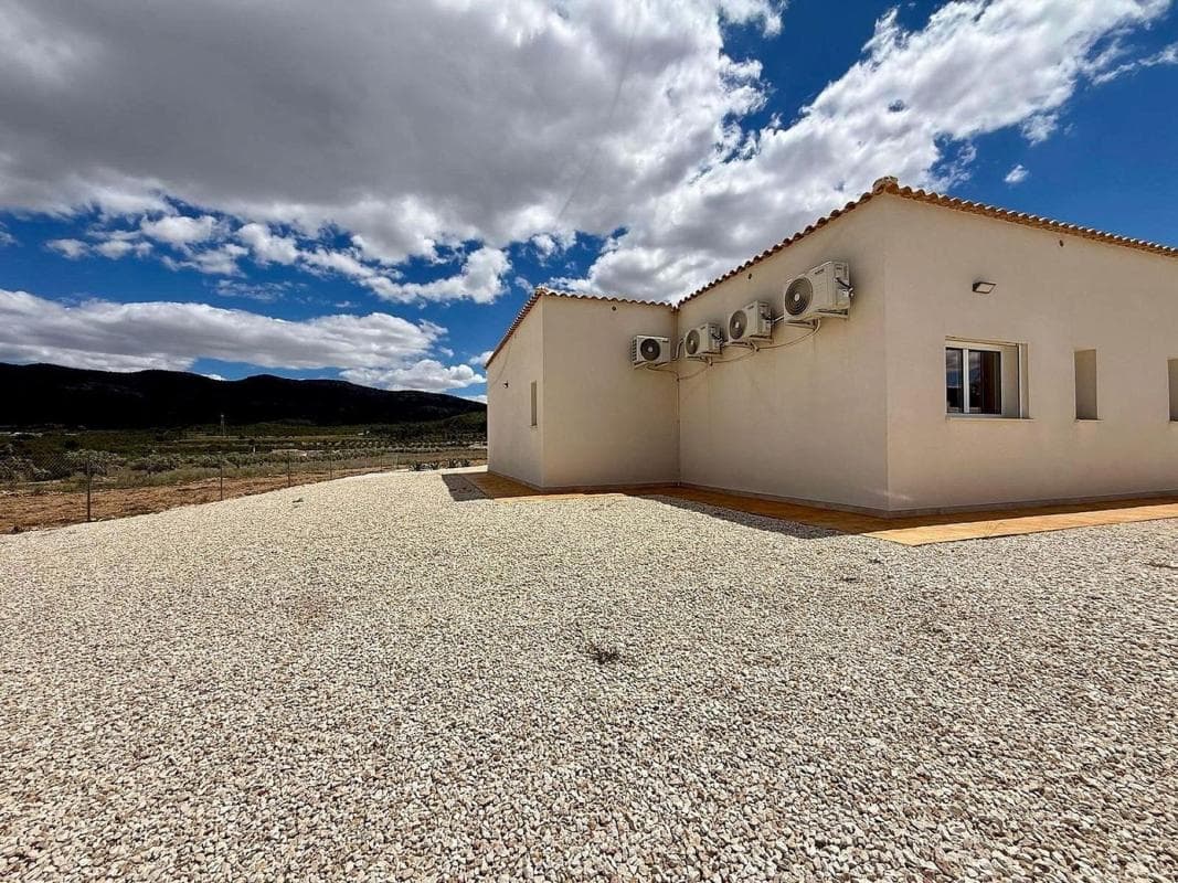 Sale of independent chalet in Casa o chalet en Avenida de la Constitución, Salinas, Salinas
photo 5