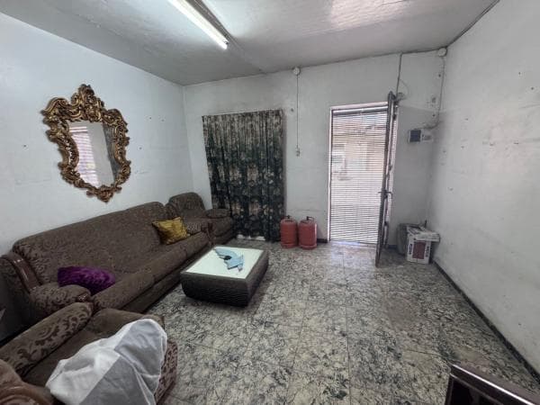 Chalet pareado en San Sebastian, La Paz, Villena thumbnail 1