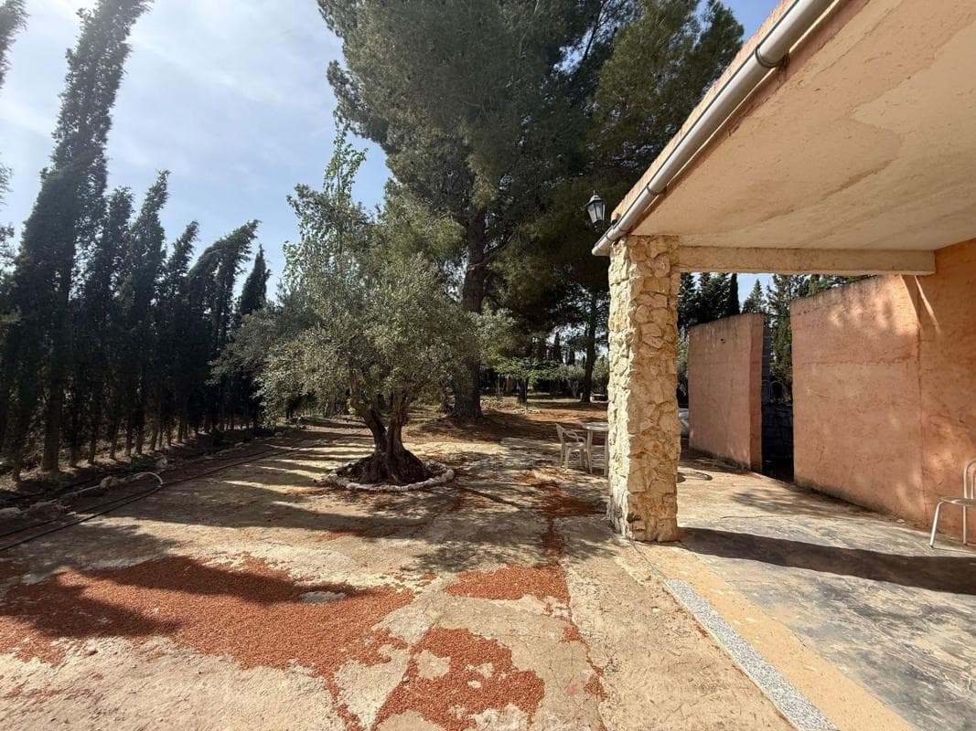 Venta de finca rústica en Finca rústica en Biar , Biar photo 2