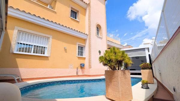 Casa o chalet independiente en Calle Eslovaquia, Algorfa thumbnail 2