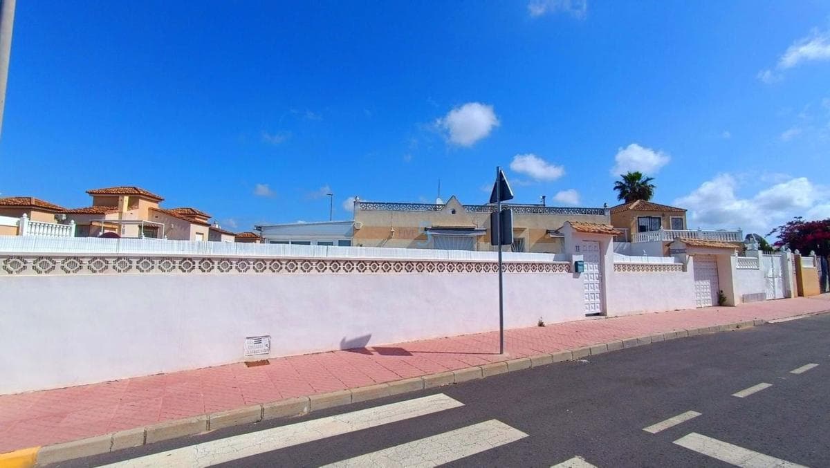 Venta de chalet independiente en Casa o chalet en Algorfa, Algorfa
photo 5
