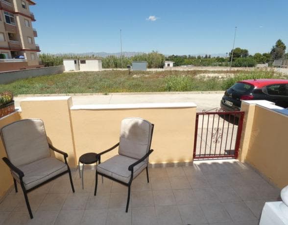 Chalet adosado en Avenida de María del Mar Rodríguez, Algorfa thumbnail 2