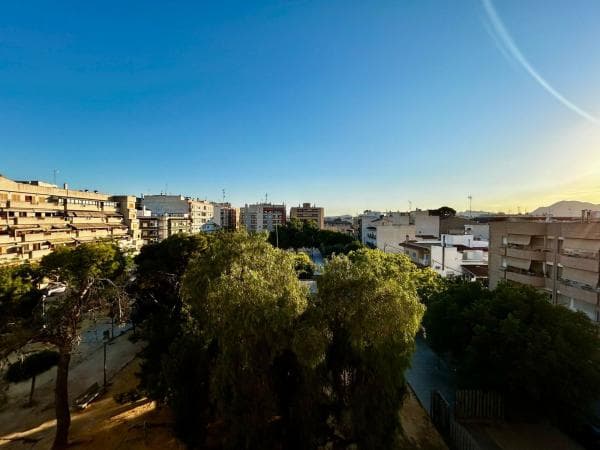 Sale of flat in Piso en Plaza de la Libertad, Almoradí, Almoradí
thumbnail 1