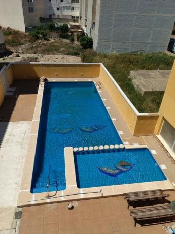 Sale of flat in Piso en Calle Jacinto Benavente, Almoradí, Almoradí
thumbnail 1