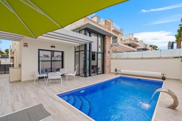 Chalet independiente en venta en Casa o chalet en Almoradí, Almoradí
photo 1