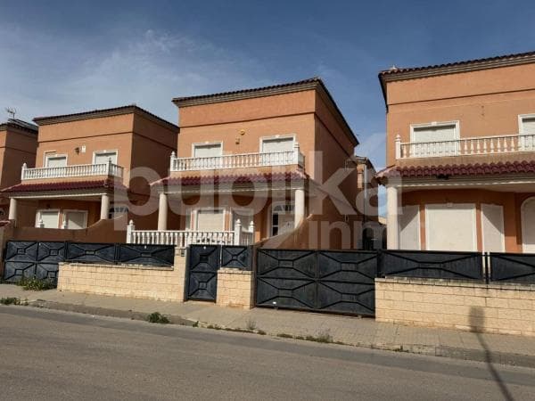 Casa o chalet independiente en Calle Soria, Almoradí thumbnail 1