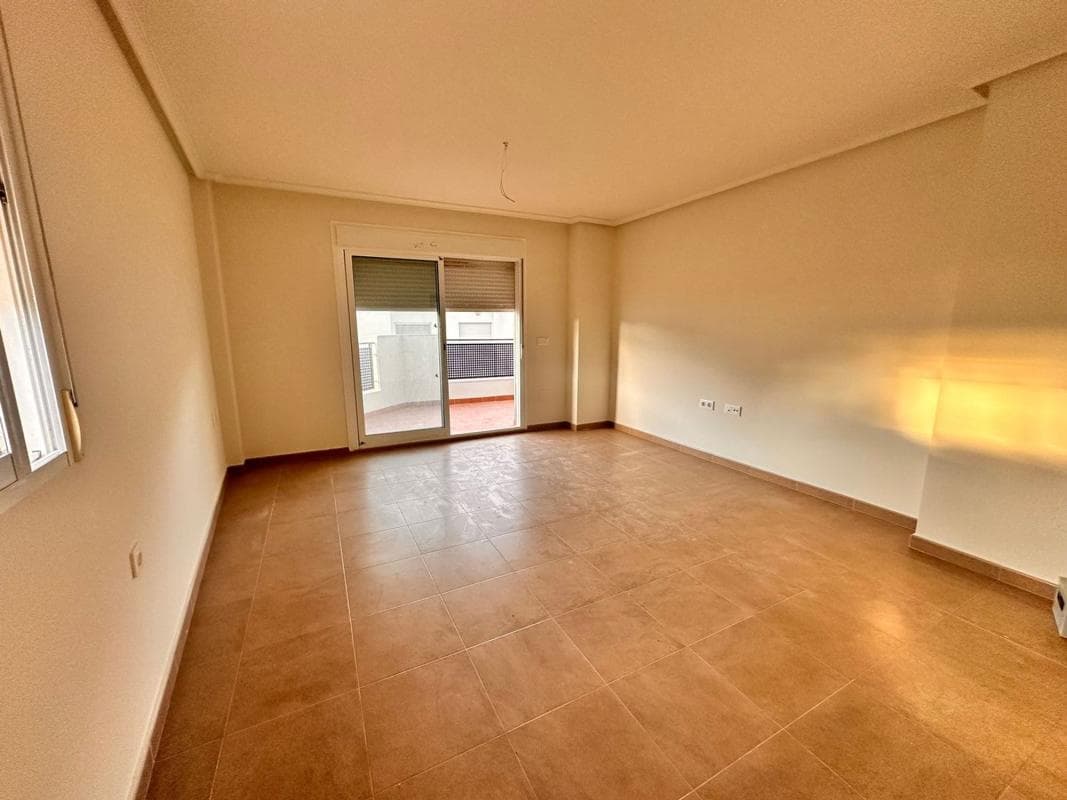 Propiedades en venta y alquiler en España photo 2