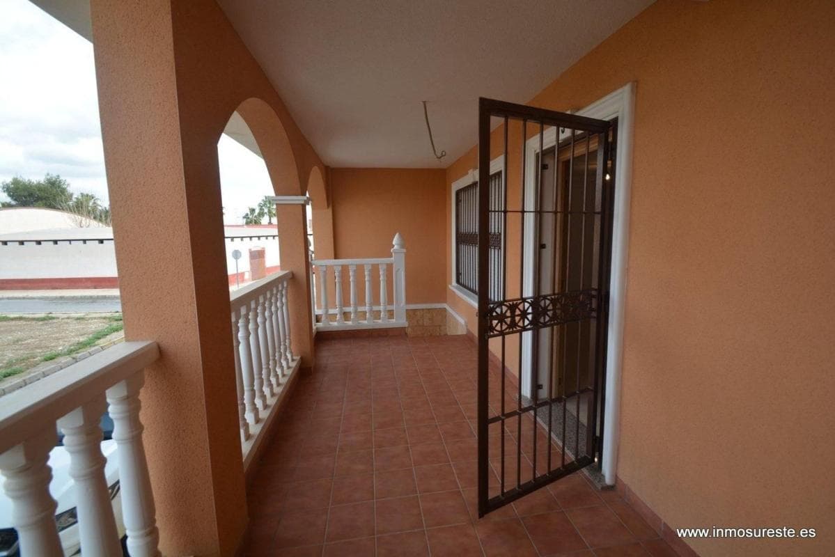 Propiedades en venta y alquiler en España photo 3