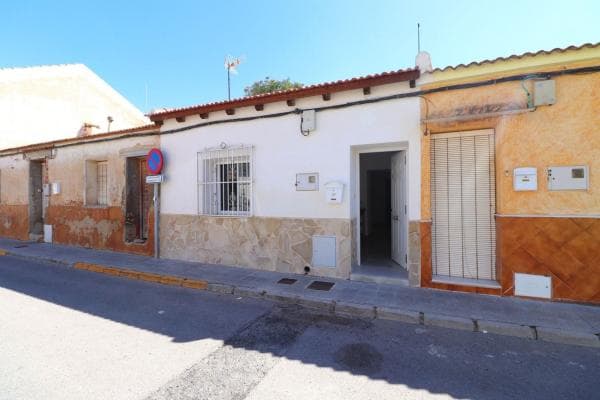 Chalet independiente en venta en Casa o chalet en Calle Vicente Blasco Ibáñez, Benijofar, Benijofar
thumbnail 1