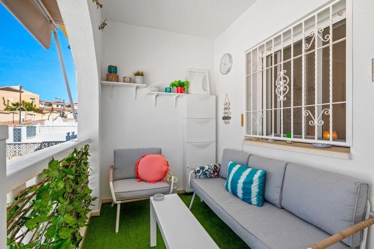 Properties for sale and rent in Spain photo 3