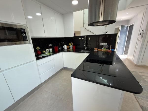 Chalet independiente en venta en Casa o chalet en Benijofar, Benijofar
thumbnail 1