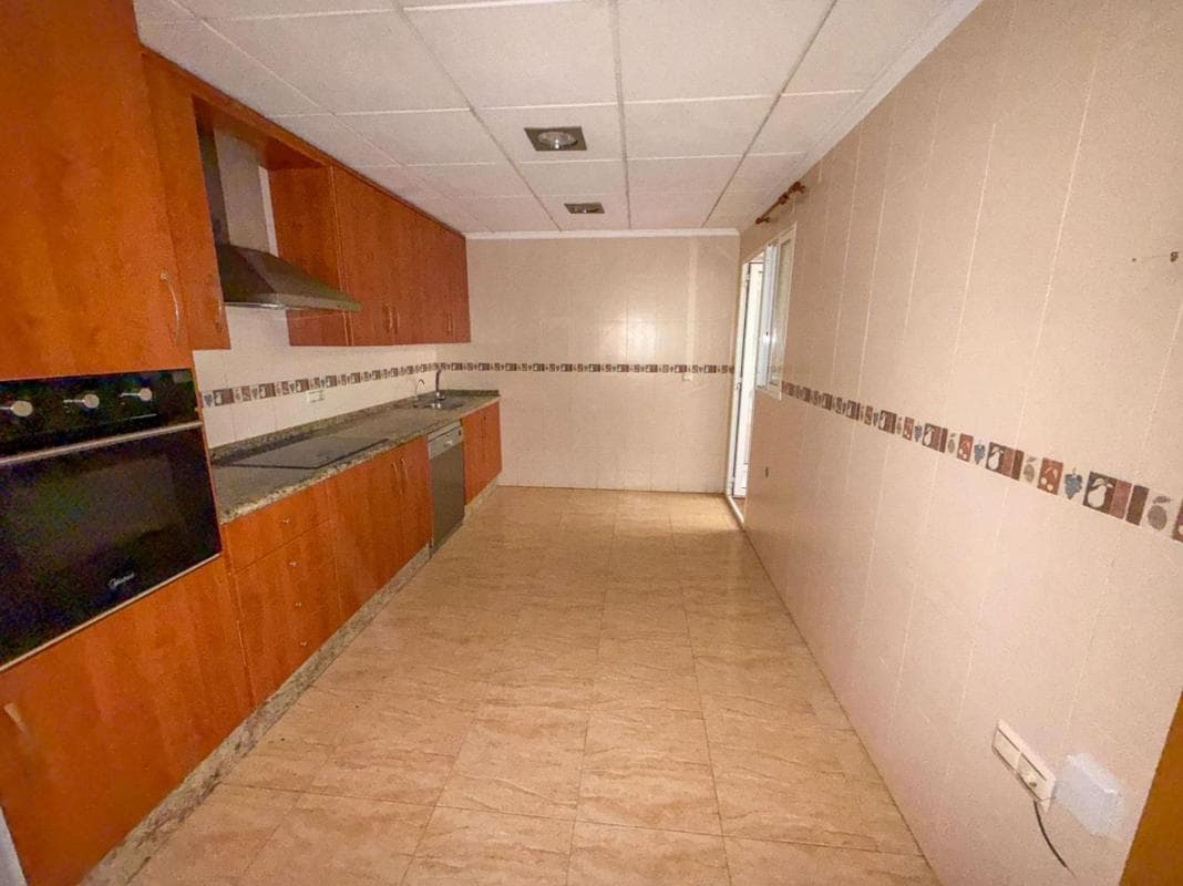 Sprzedaż mieszkania w Piso en Calle Núñez Quirós, 43, Cox, Cox
photo 5