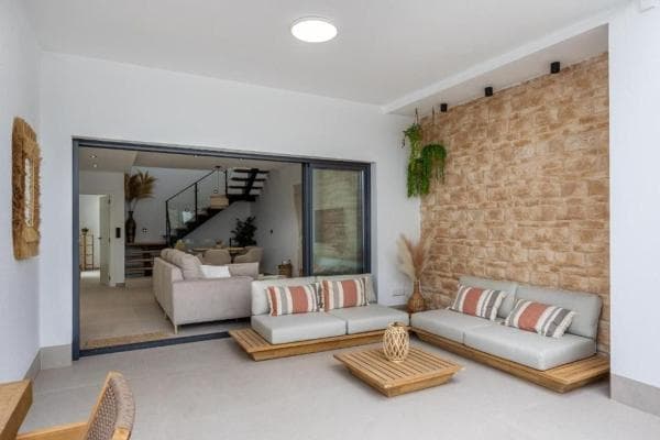Chalet independiente en venta en Casa o chalet en Dolores, Dolores
thumbnail 2