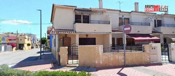 Chalet adosado en Dolores photo 1