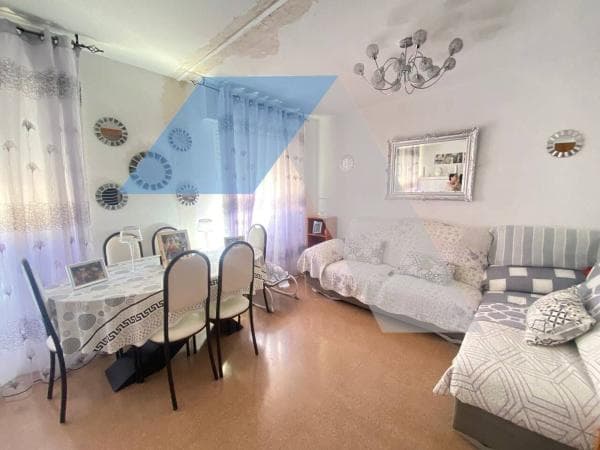 Venta de piso en Piso en Dolores, Dolores
photo 1