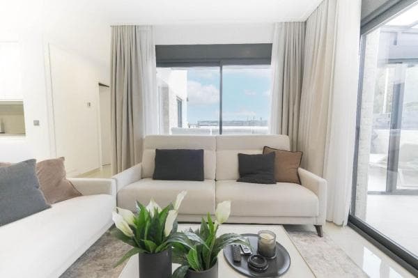 Chalet independiente en venta en Casa o chalet en Calle Elche, Dolores, Dolores
thumbnail 1
