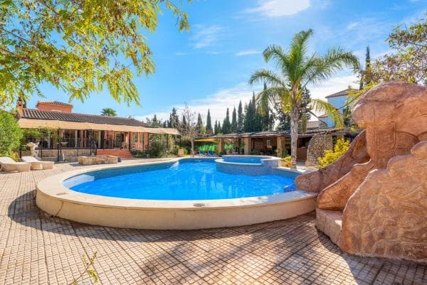 Chalet independiente en venta en Casa o chalet en Dolores, Dolores
thumbnail 1