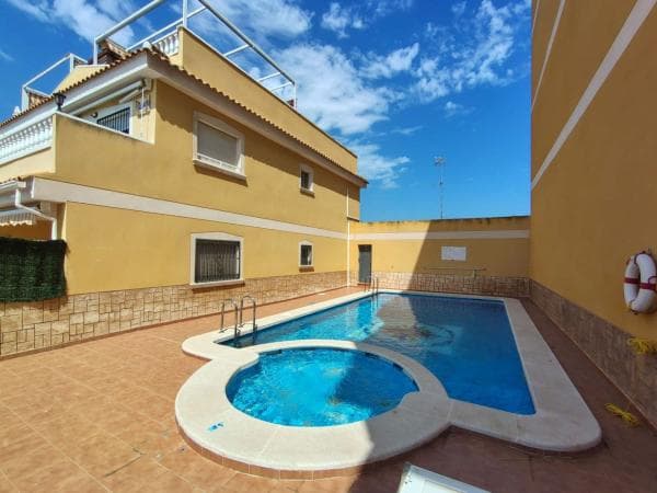 Продажа квартиры на Piso en Comunidad Valenciana, Formentera del Segura, Форментера дель Сегура
thumbnail 1