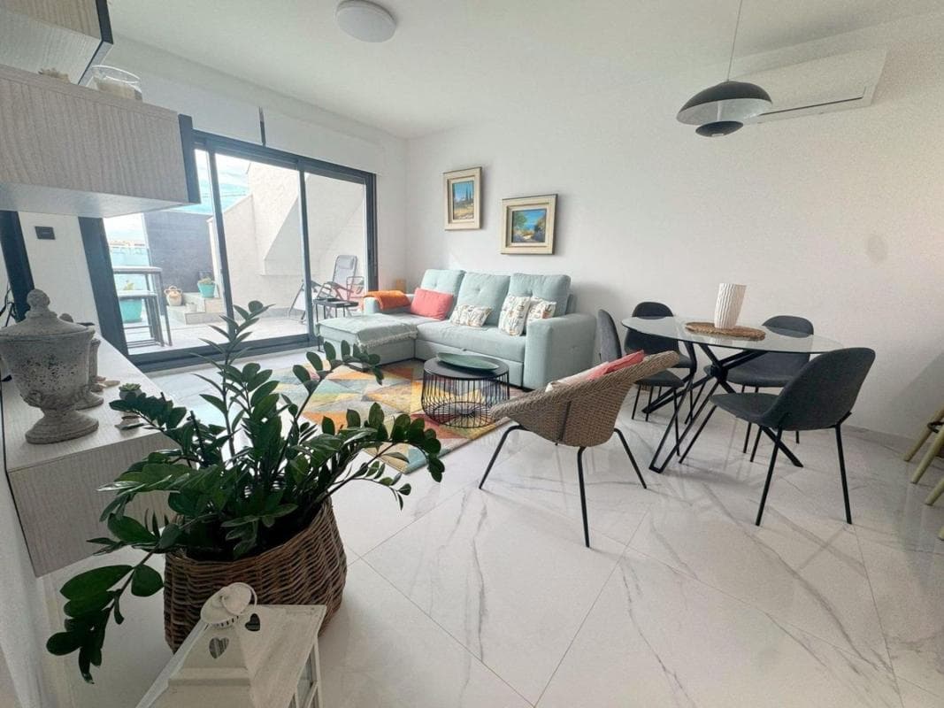 Sale of apartment in Piso en Urbanizaciones, Guardamar del Segura, Guardamar del Segura
photo 4