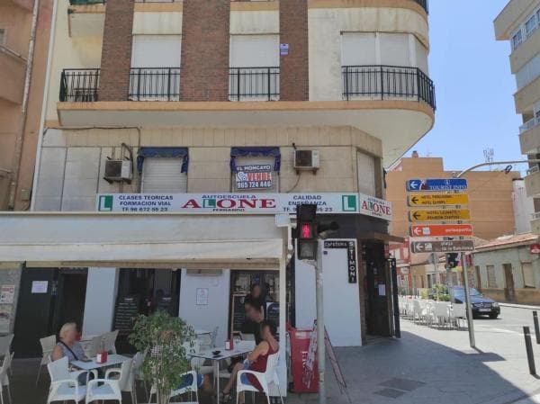 Venta de piso en Piso en Plaza Constitución, Zona Pueblo, Guardamar del Segura, Guardamar del Segura
photo 1