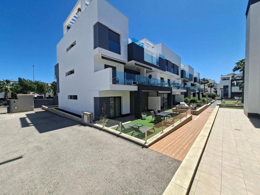 Sale of apartment in Piso en Calle el Tomello, 26, Urbanizaciones, Guardamar del Segura, Guardamar del Segura
photo 5