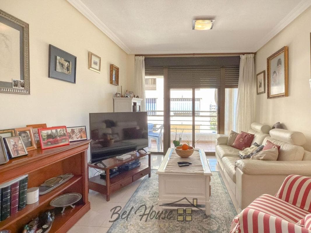 Venta de piso en Piso en Puerta de Damasco, Zona Pueblo, Guardamar del Segura, Guardamar del Segura
photo 5