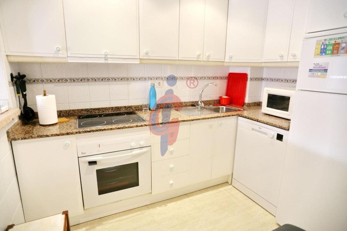 Sale of apartment in Piso en Calle Hermanos Bazán, 4, Las Viñas, Guardamar del Segura, Guardamar del Segura
photo 4