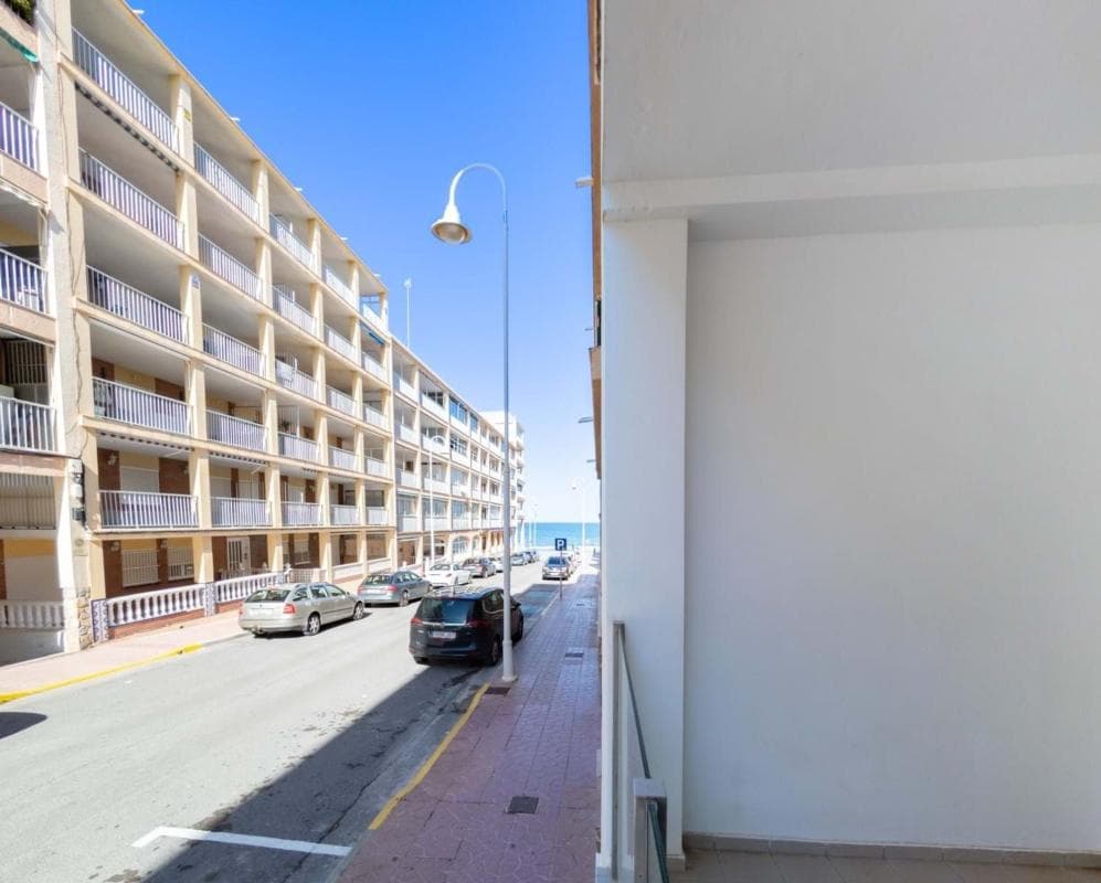 Sale of apartment in Piso en Calle Blasco Ibáñez, 74, Guardamar Playa, Guardamar del Segura, Guardamar del Segura
photo 2