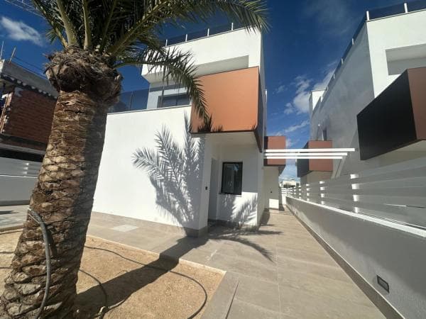 Casa o chalet independiente en Guardamar Playa, Guardamar del Segura thumbnail 1