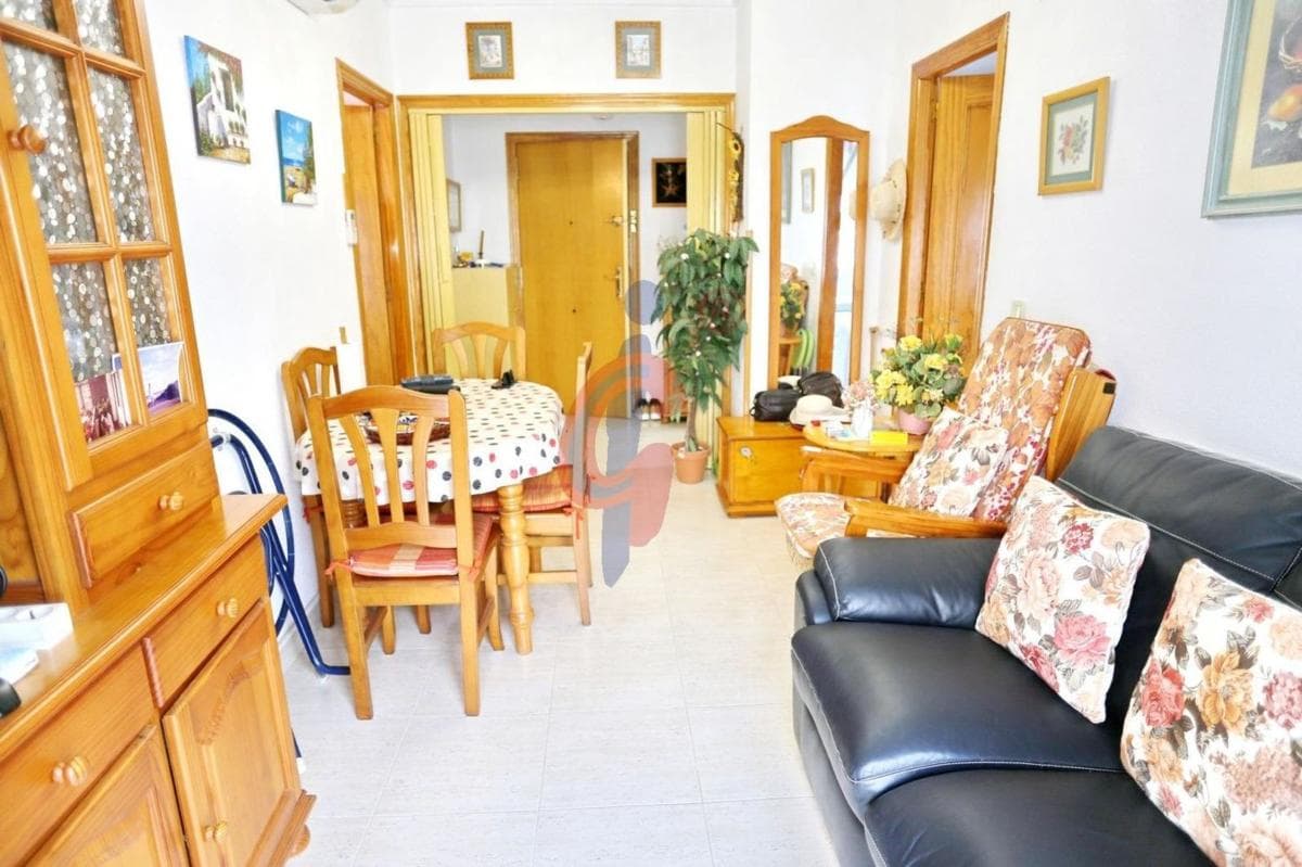 Sale of apartment in Piso en Calle Pintor Antonio López, 4, Las Viñas, Guardamar del Segura, Guardamar del Segura
photo 2