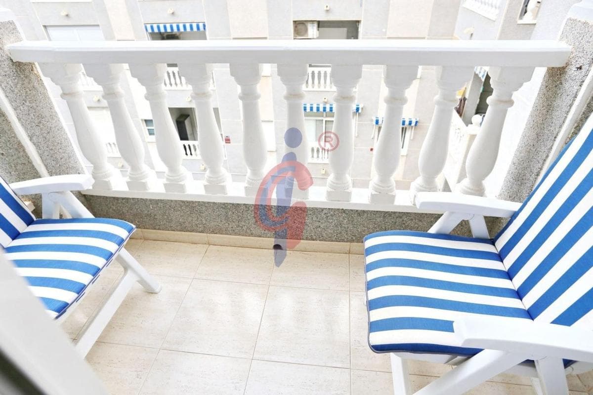Sale of apartment in Piso en Calle Pintor Antonio López, 4, Las Viñas, Guardamar del Segura, Guardamar del Segura
photo 3