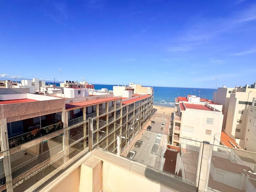 Penthouse sale in Ático en Calle Blasco Ibáñez, 74, Guardamar Playa, Guardamar del Segura, Guardamar del Segura photo 2