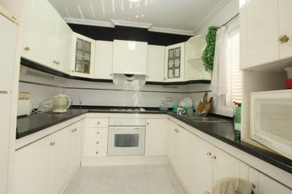 Chalet adosado en Bruselas, Urbanizaciones, Guardamar del Segura thumbnail 1