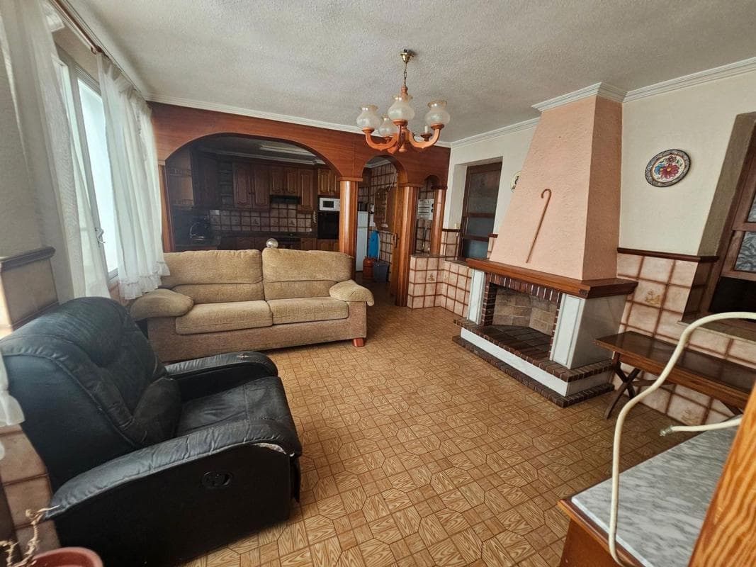 Sale of apartment in Piso en Zona Pueblo, Guardamar del Segura, Guardamar del Segura
photo 2