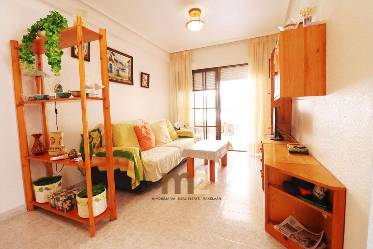 Sale of apartment in Piso en Plaza de Ecuador Trives, Las Viñas, Guardamar del Segura, Guardamar del Segura
photo 5