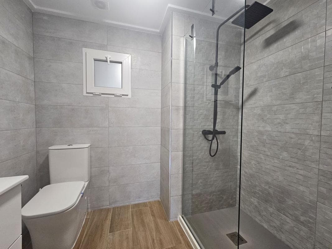 Sale of apartment in Piso en Calle Garcia Lorca, 32, Zona Pueblo, Guardamar del Segura, Guardamar del Segura
photo 5