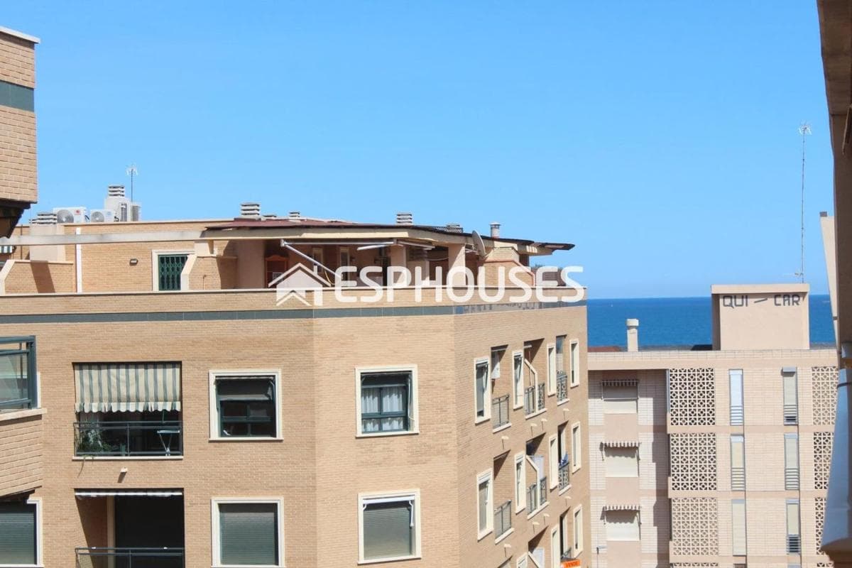 Sale of apartment in Piso en Las Viñas, Guardamar del Segura, Guardamar del Segura
photo 2