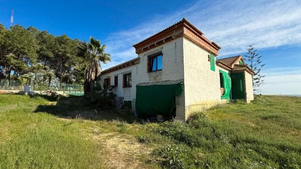 Chalet independiente en venta en Casa o chalet en Urbanizaciones, Guardamar del Segura, Guardamar del Segura
photo 1