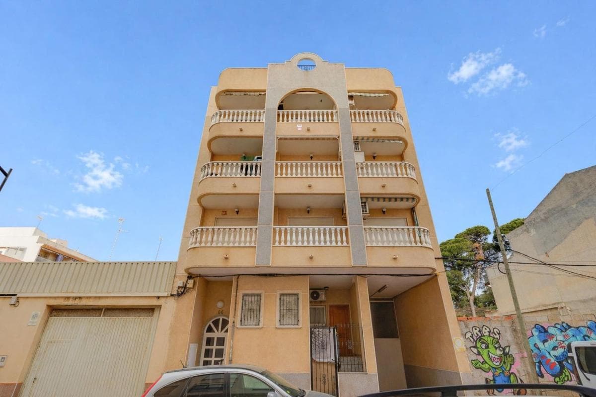 Venta de piso en Piso en Calle Sant Josep, 86, Zona Pueblo, Guardamar del Segura, Guardamar del Segura
photo 3