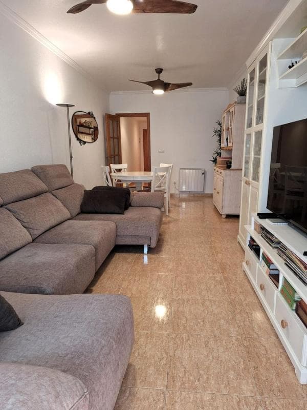 Sale of apartment in Piso en Zona Pueblo, Guardamar del Segura, Guardamar del Segura
photo 2