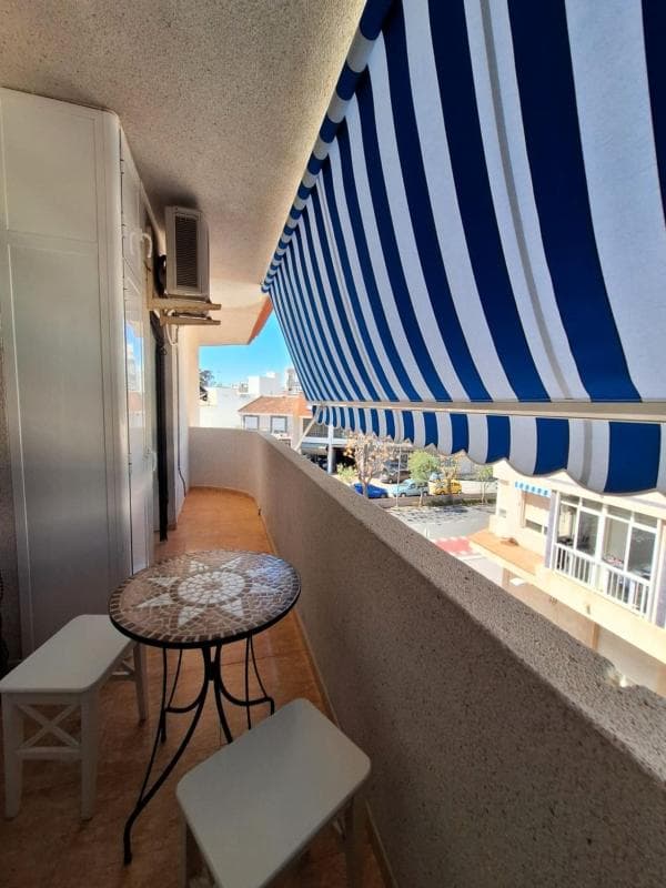 Sale of apartment in Piso en Zona Pueblo, Guardamar del Segura, Guardamar del Segura
photo 5
