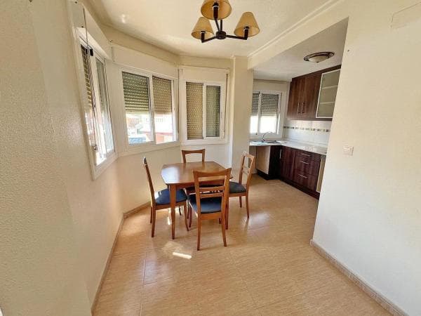 Venta de piso en Piso en Calle Sant Pere, Zona Pueblo, Guardamar del Segura, Guardamar del Segura
thumbnail 1
