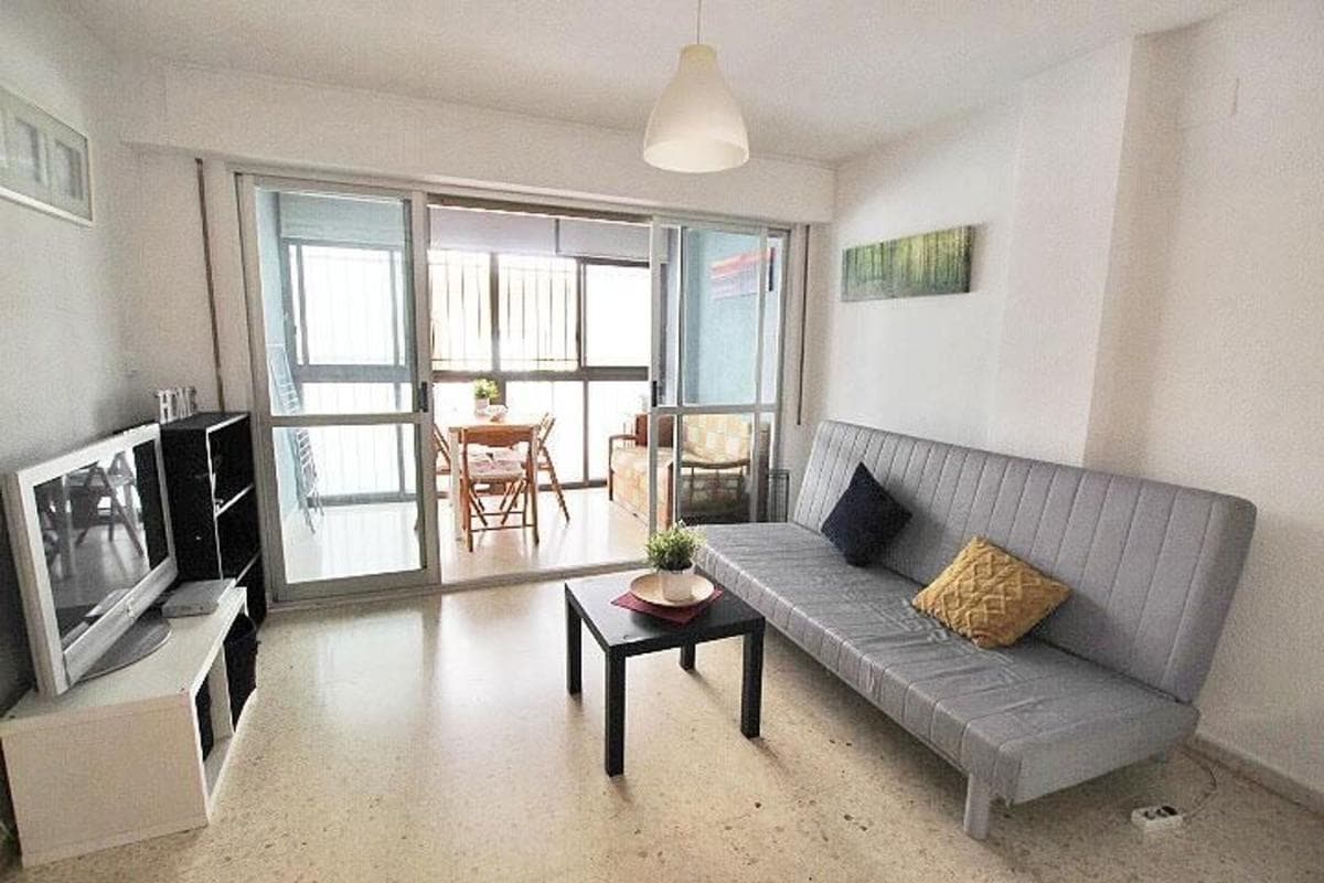 Sale of apartment in Piso en Calle Jorge Juan, Guardamar Playa, Guardamar del Segura, Guardamar del Segura
photo 2