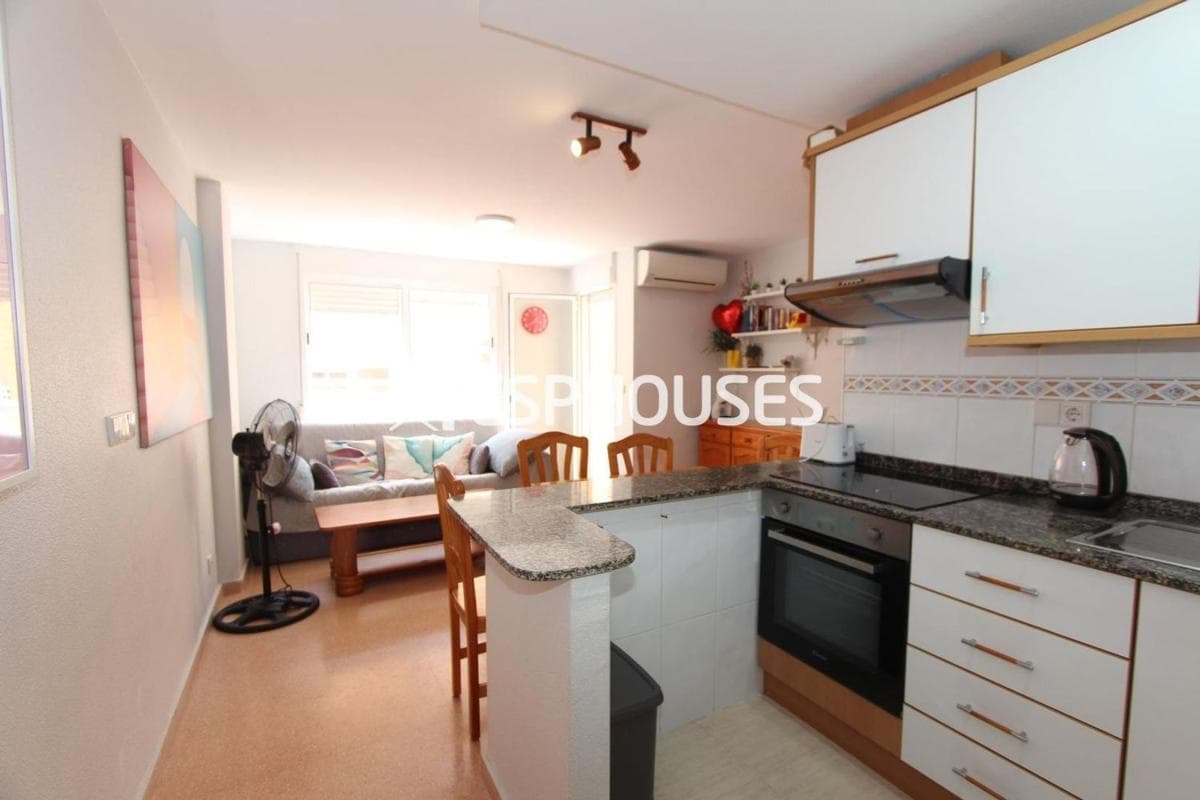 Sale of apartment in Piso en Guardamar Playa, Guardamar del Segura, Guardamar del Segura
photo 4