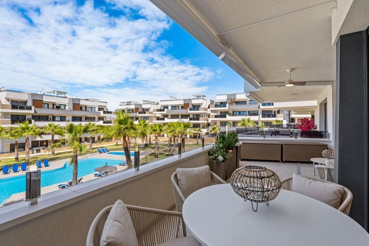 Venta de piso en Piso en Zona Lago - Los Almendros, Orihuela, Orihuela
photo 3