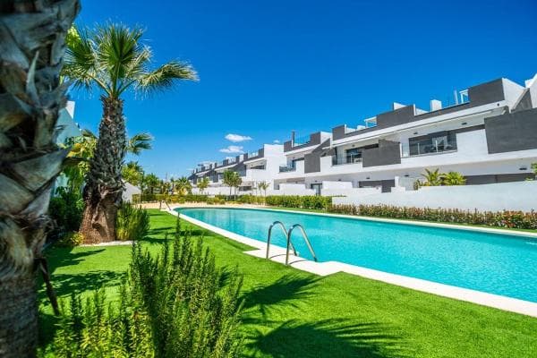 Chalet pareado en Los Balcones - Los Altos del Edén, Torrevieja photo 1